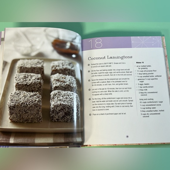 100 Cupcakes & Cakes from 1 Easy Recipe Book, Desert Cookbook, Easy Baking - Picture 4 of 8